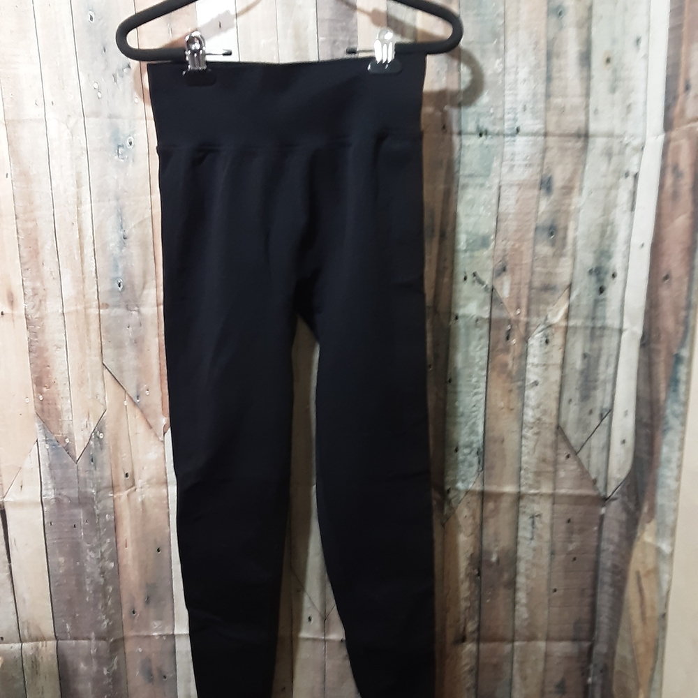 HALARA Classic Black Compression Leggings